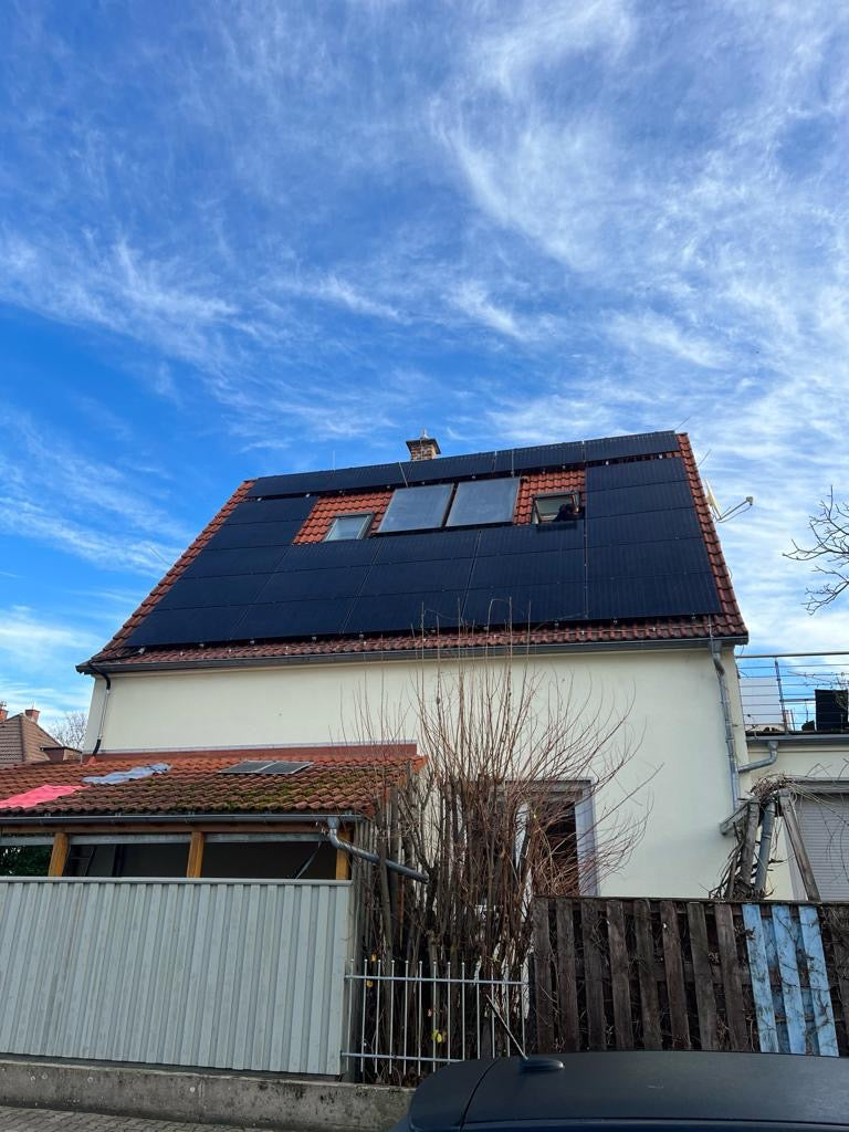 DC Installation Photovoltaik – Unterkonstruktion, Modulmontage & String-Verkabelung deutschlandweit