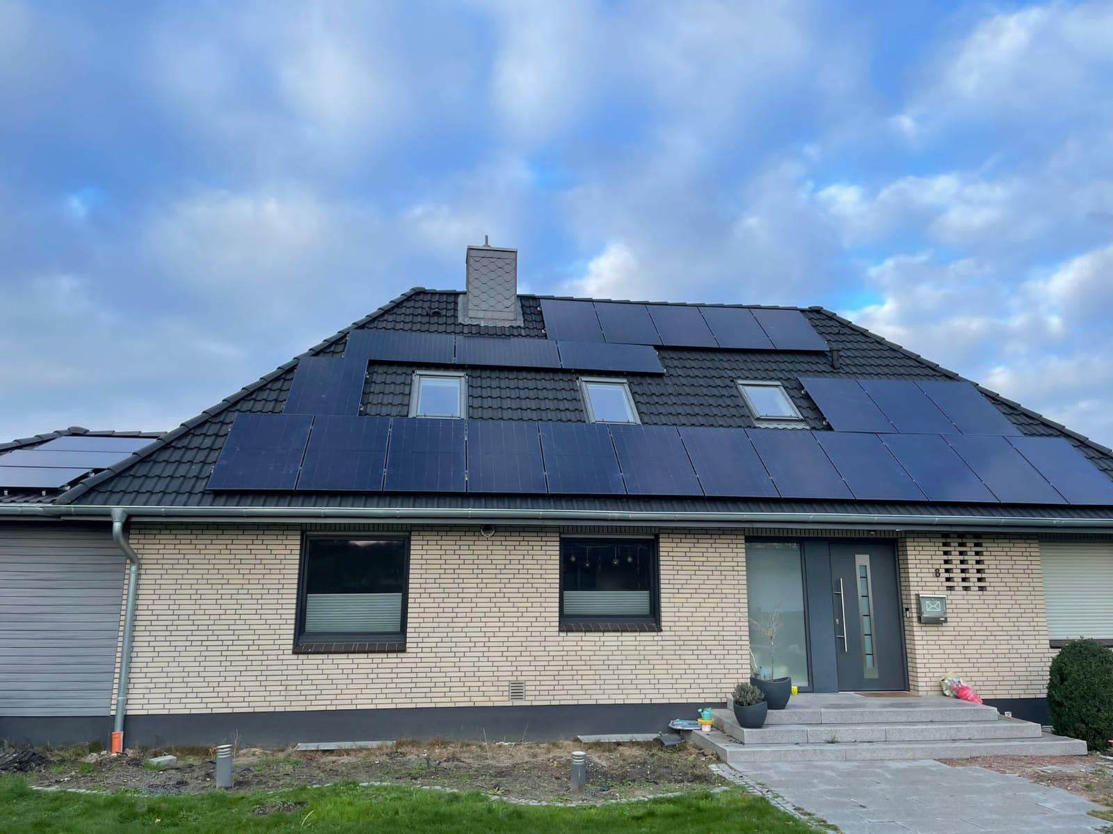 DC Installation Photovoltaik – Unterkonstruktion, Modulmontage & String-Verkabelung deutschlandweit