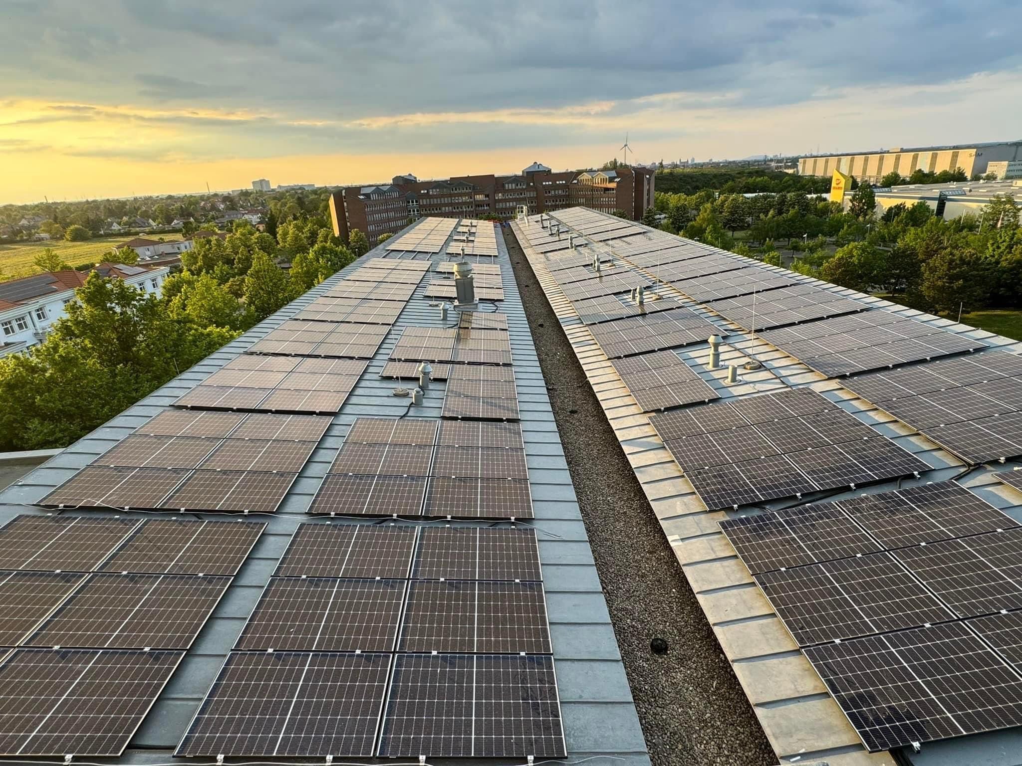 DC Installation Photovoltaik – Unterkonstruktion, Modulmontage & String-Verkabelung deutschlandweit