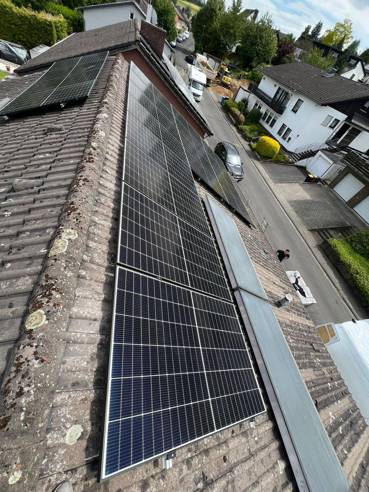 DC Installation Photovoltaik – Unterkonstruktion, Modulmontage & String-Verkabelung deutschlandweit