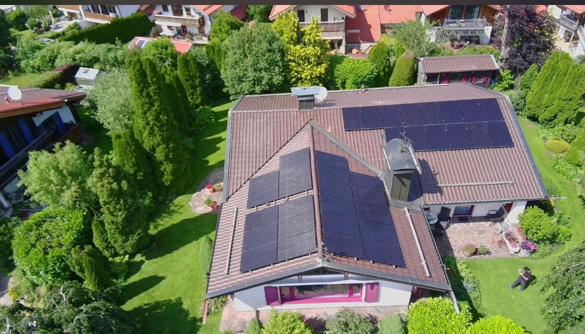 DC Installation Photovoltaik – Unterkonstruktion, Modulmontage & String-Verkabelung deutschlandweit
